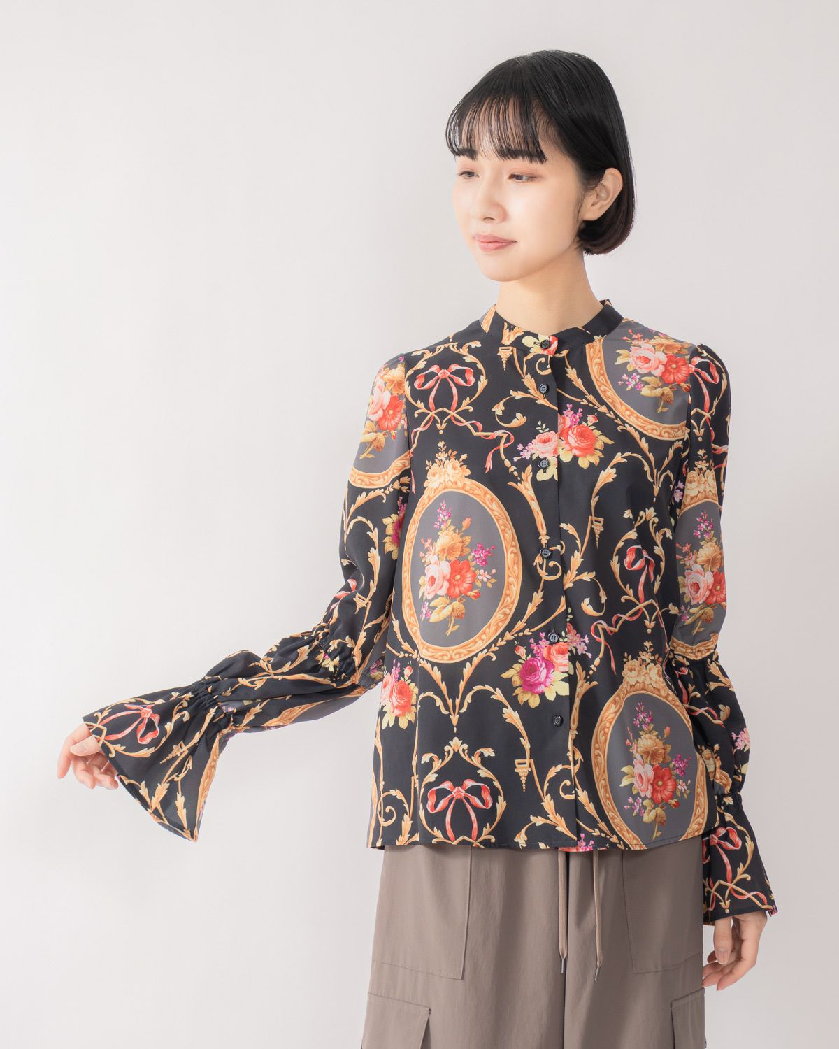 【人気品】Lois CRAYON チェック柄ロングコート　ウール100% M 人気品】Lois CRAYON チェック柄ロングコート ウール100%