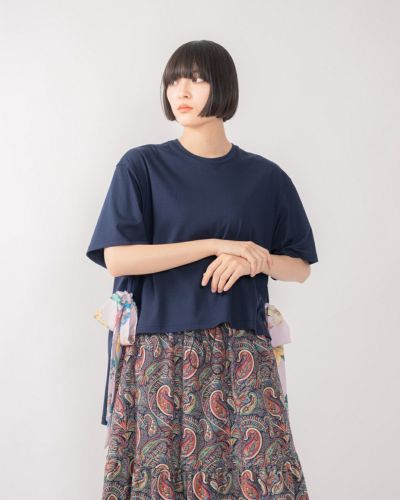 柔らかな質感の サイドリボントップス STORE ONLINE CRAYON | トップス