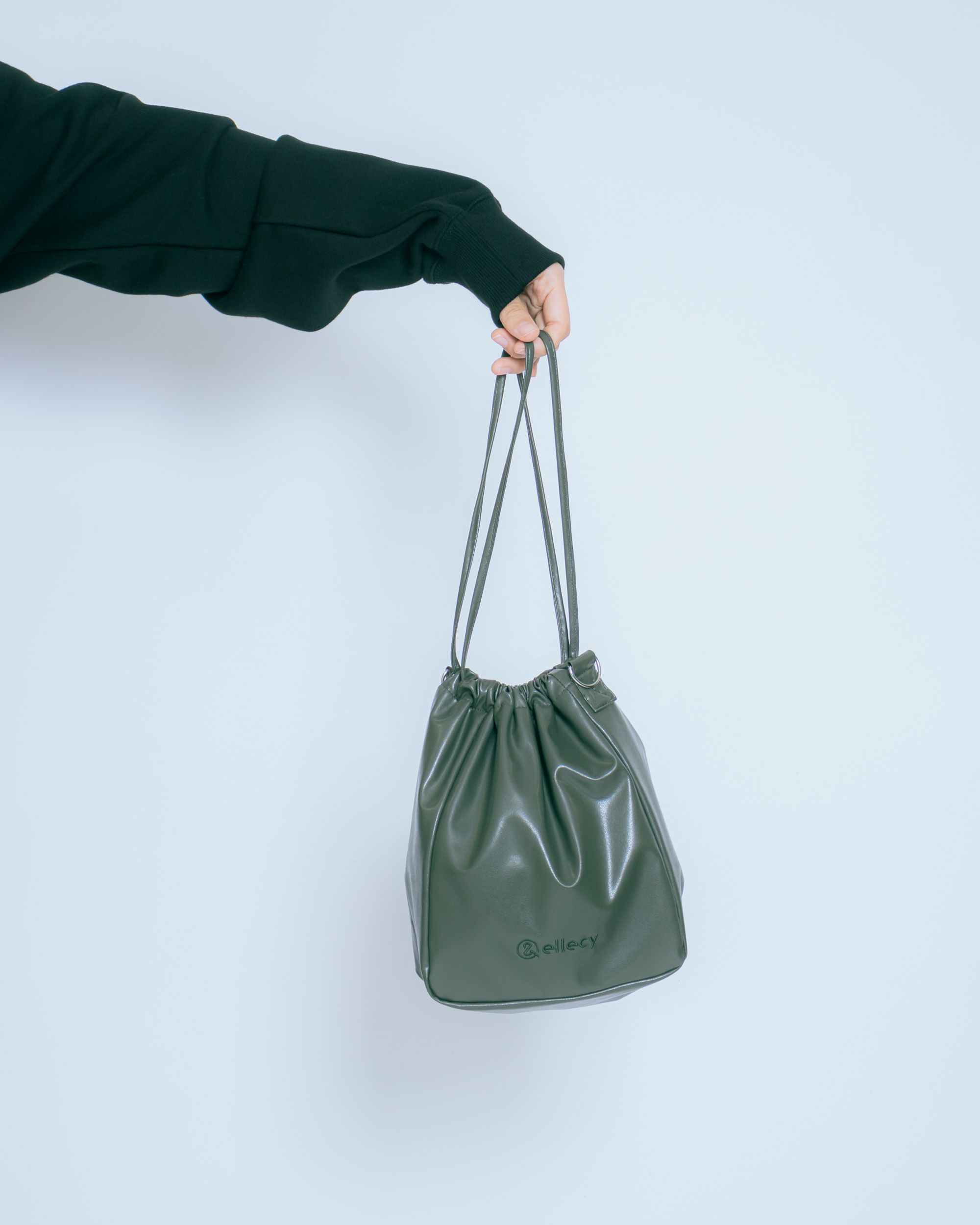 今期 ロイスクレヨン タピルージュ バッグ 今期 ロイスクレヨン タピルージュ バッグ Lois CRAYON Official